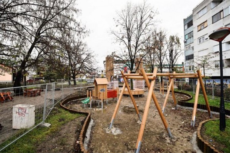 U toku gradnja dječijeg igrališta u naselju Nova Varoš