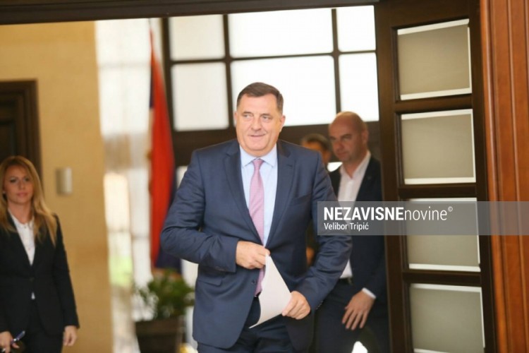 Policajcima koji čuvaju Dodika zabranjuju da u Predsjedništvo BiH unose oružje
