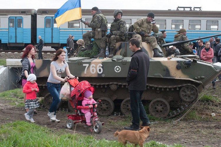 Tenzije u Ukrajini rastu: Knajsel poziva na dijalog, Porošenko traži oštrije sankcije