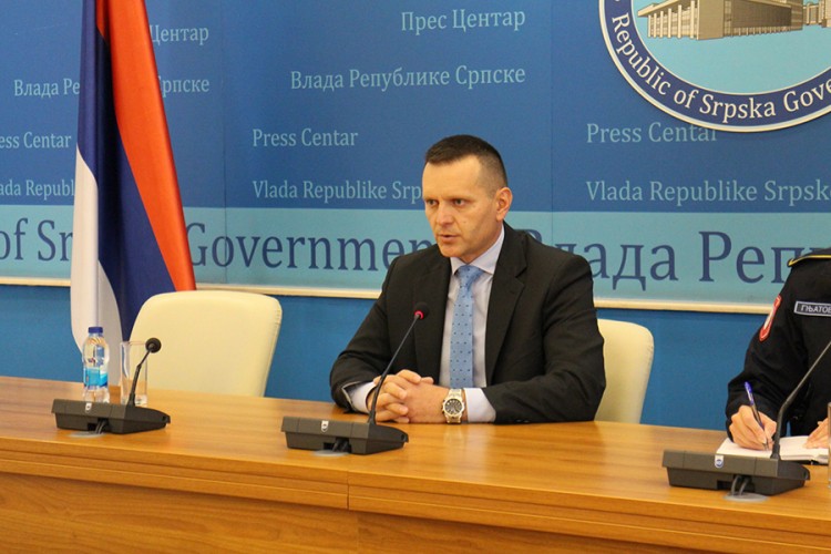 Lukač: Policija Srpske ima zakonsko pravo da obezbjeđuje Dodika