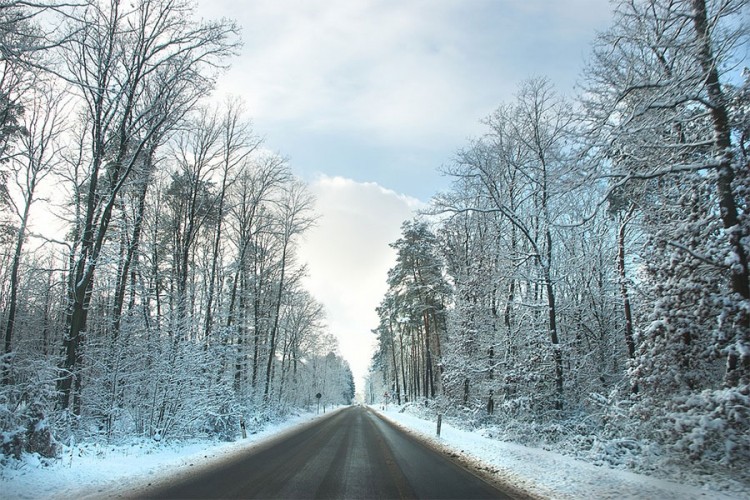 Otežano odvijanje saobraćaja, ugažen snijeg u višim predjelima