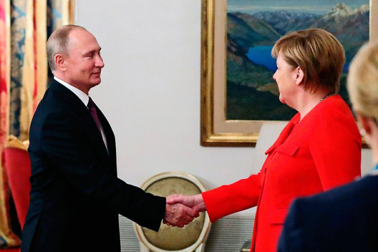 Putin i Merkel o Siriji i incidentu u Kerčkom moreuzu