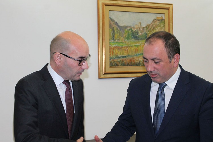 Crnadak sa novim ambasadorom Srbije: Prijateljski odnosi