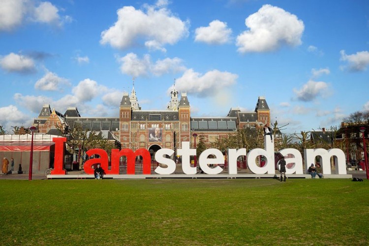 Uklonjen popularni natpis "I Amsterdam"