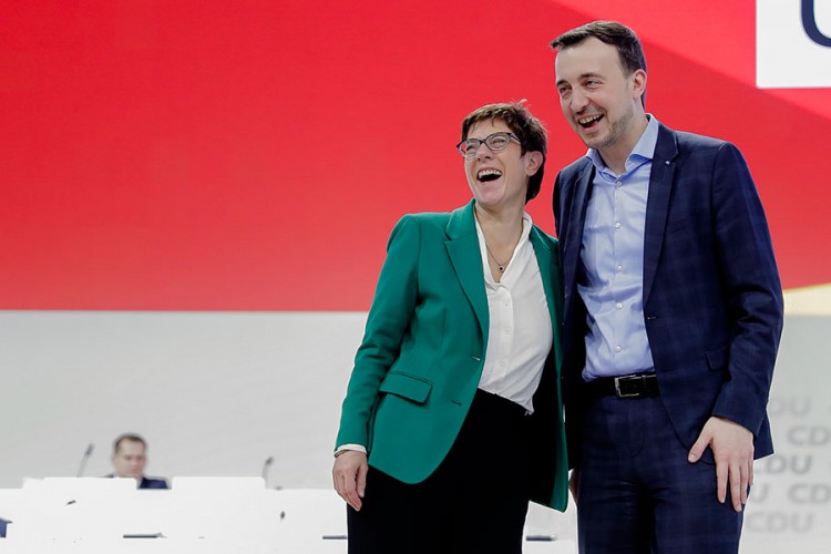 Nasljednica Merkelove imenovala 33-godišnjaka za genseka CDU