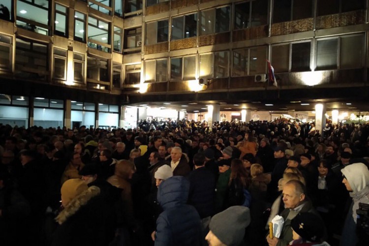 Protest u Beogradu, Ðilas i Stefanović na čelu