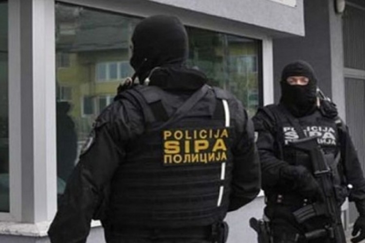 Detalji hapšenja pukovnika OS BiH: Osumnjičen da je vojno zemljište "iznajmljivao" kao svoje