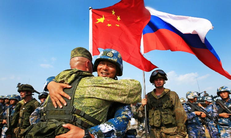 Američki list: Rusija i Kina formiraju savez koji se može suprotstaviti SAD i NATO