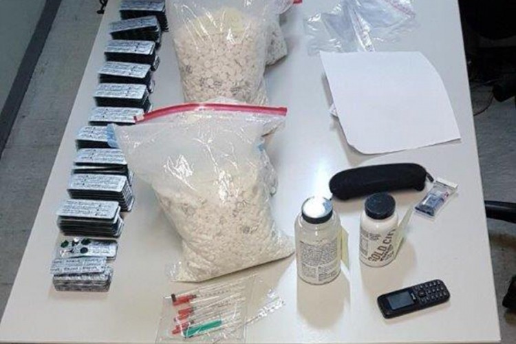 Uhapšeni na GP Gradiška: Česi pokušali prokrijumčariti tablete, drogu i druge preparate