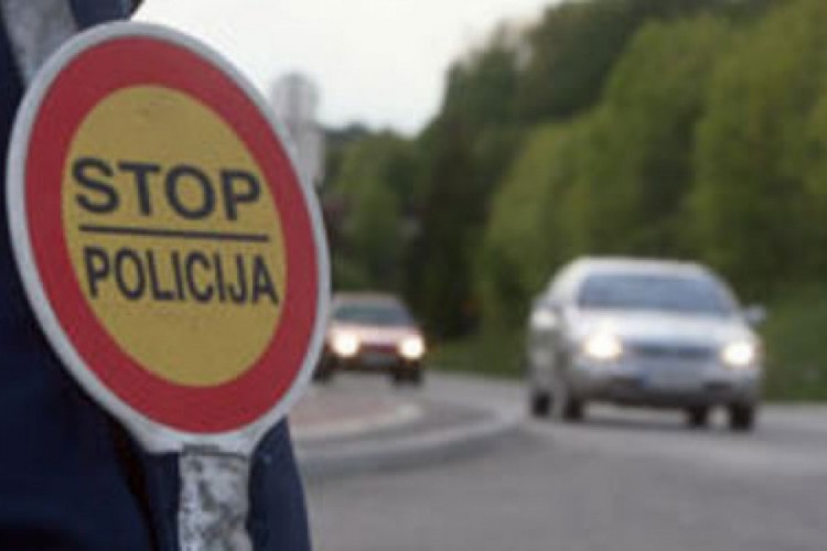 Gomilaju se saobraćajne kazne: Dva nesavjesna rekordera duguju oko 90.000 KM