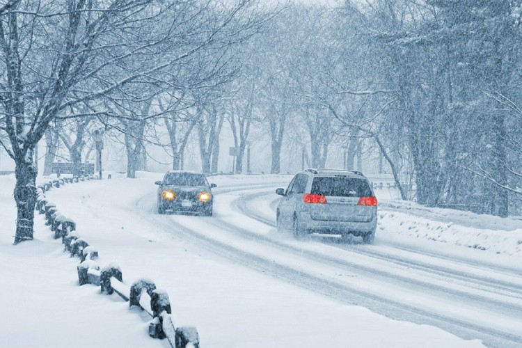 Ovo je Top 5 opasnih mitova o vožnji u zimskim uslovima
