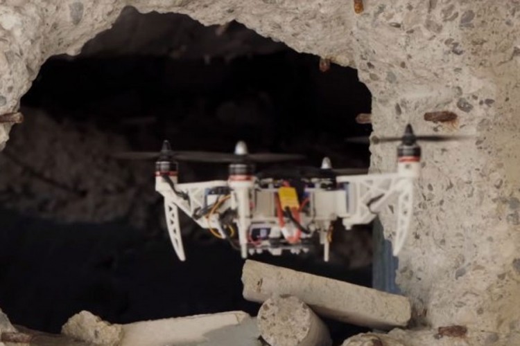 Ovaj mali leteći robot predstavlja budućnost spasavanja ljudi