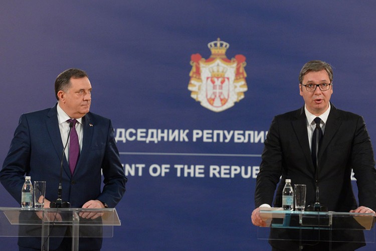 Vučić i Dodik za Memorijalni kompleks u Donjoj Gradini