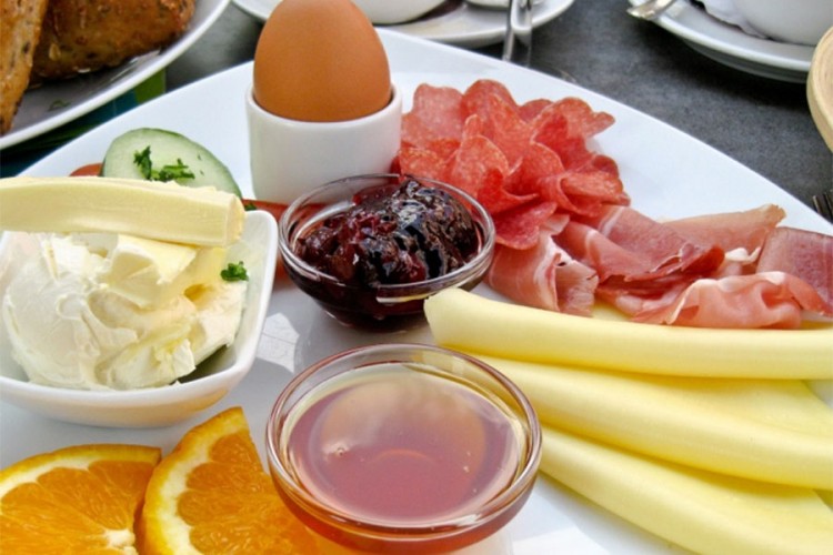 Da li je zapravo zdravije preskočiti doručak?