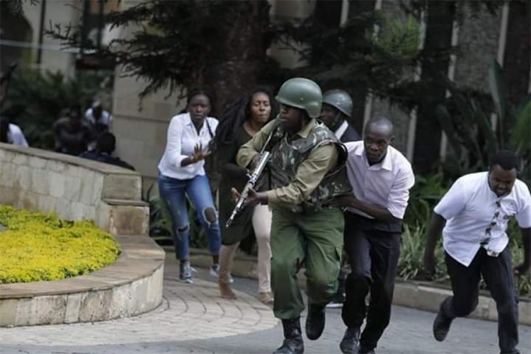 Raste broj žrtava u terorističkom napadu u Keniji