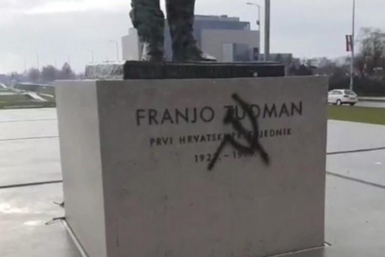 Uhapšen 24-godišnjak koji je nacrtao srp i čekić na Tuđmanovom spomeniku