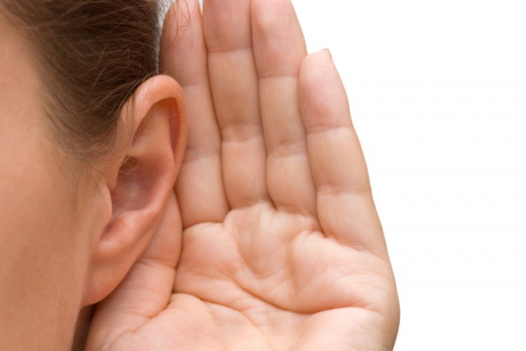 Rijedak poremećaj sluha: Ne čuje muški glas