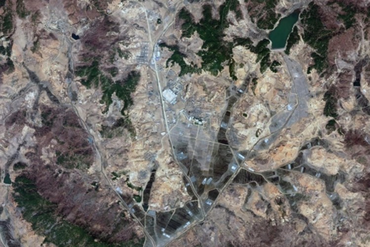 Otkrivena tajna raketna baza Sjeverne Koreje