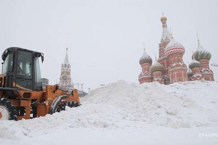 Rekordne padavine paralisale Moskvu