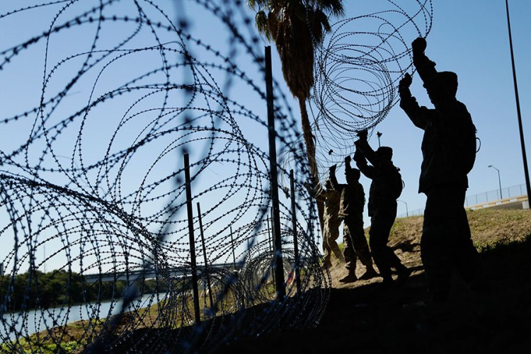 Tramp šalje novih 3.750 vojnika na granicu s Meksikom