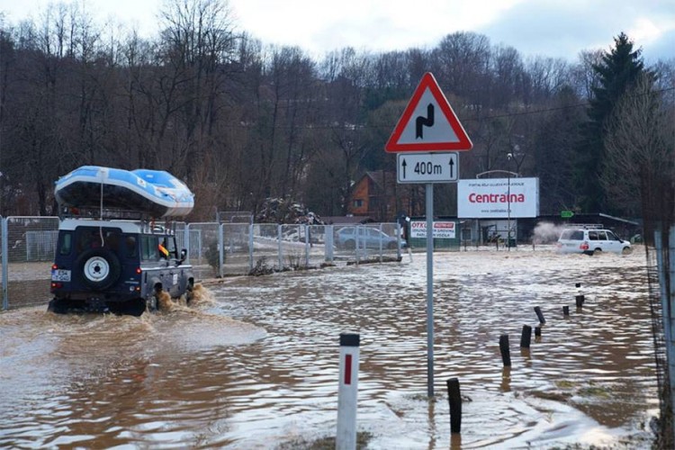 Solak: Situacija u FBiH se stabilizuje, nema dalje evakuacije stanovništva