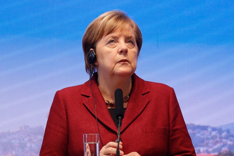 Merkel: Nećemo postati zavisni od ruskog gasa