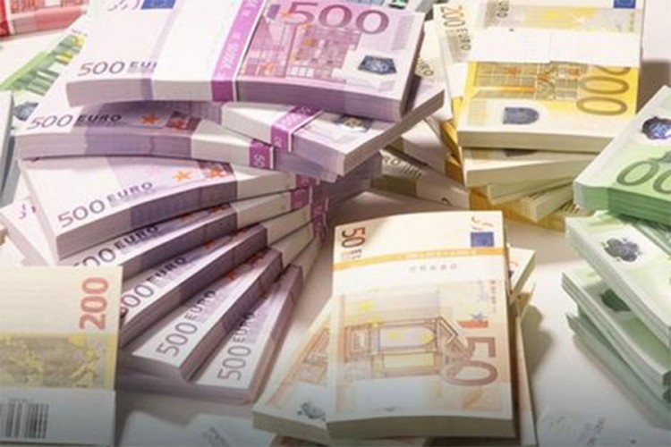 Ove godine iz budžeta za političke stranke 4,5 miliona evra