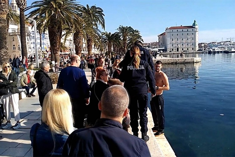 Policija objavila detalje napada na Zvezdine vaterpoliste u Splitu