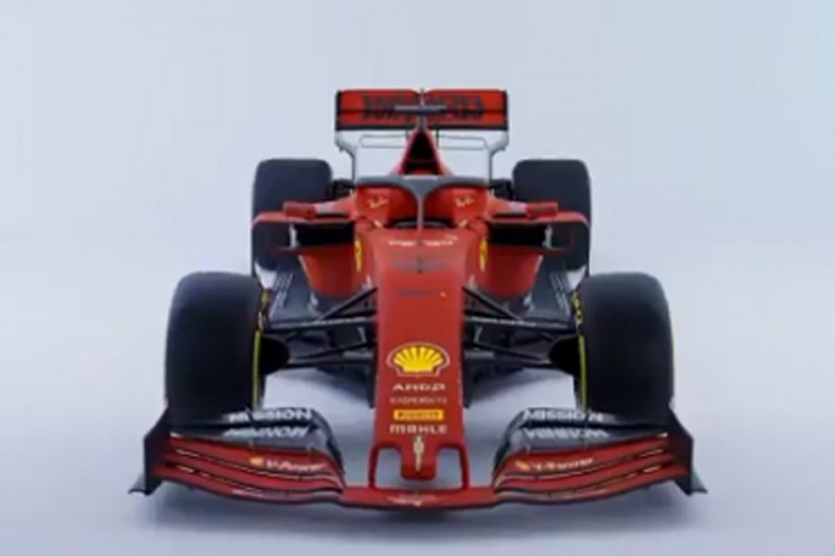 Pogledajte bolid Ferrarija za novu sezonu