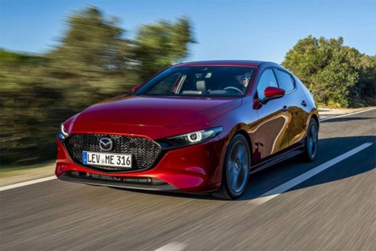 Mazda otkrila adute nove "trojke" u Evropi