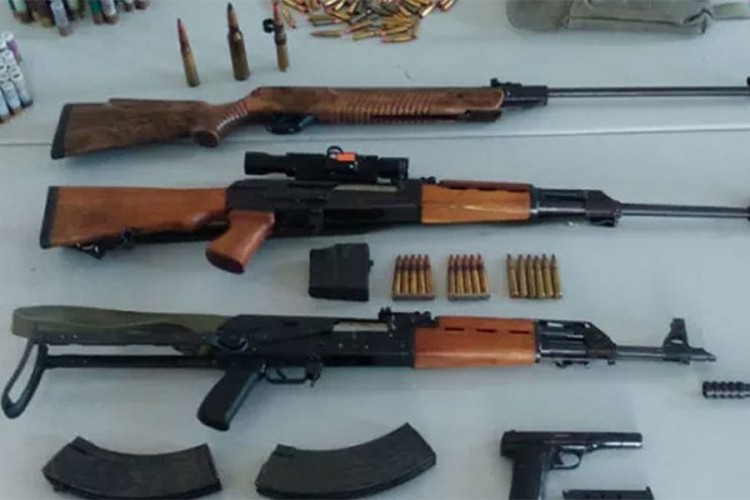 Policija u Prijedoru pronašla oružje