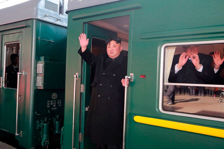 Kimovo obezbjeđenje stiglo u Vijetnam, lider krenuo na put preko Kine