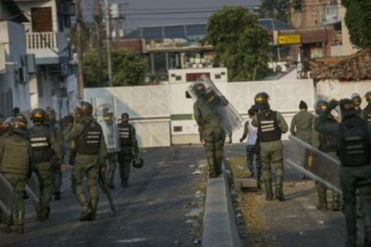 Venecuelanska vojska odbila napad na granici s Kolumbijom