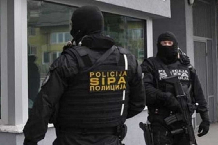 Pretresi širom BiH, uhapšeno 11 radnika Uprave za indirektno oporezivanje