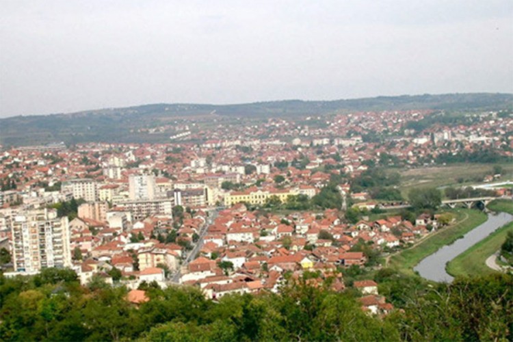Naoružani Albanci upali u selo kod Kuršumlije