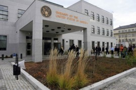 Ambasada SAD-a apelovala da sve strane poštuju presudu Karadžiću