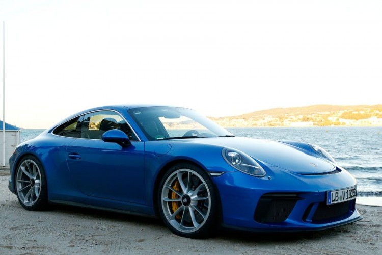 Kupcima ne smeta što je Porsche 911 GT3 Touring Package spor