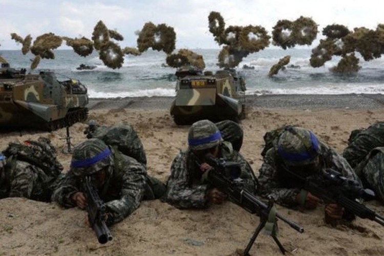 SAD i južna Koreja prekidaju velike vojne vježbe