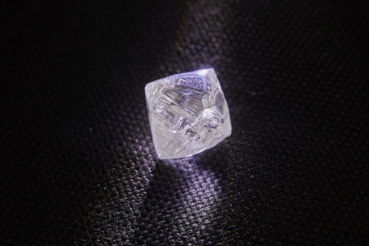 Rusi iskopali jedinstveni 100-karatni dijamant