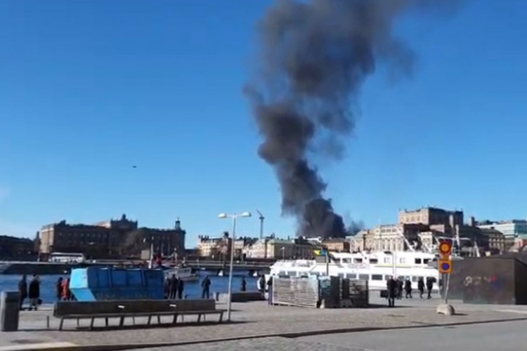 U centru Stokholma eksplodirao autobus