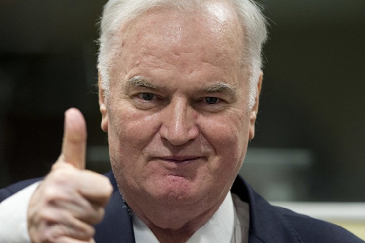 Ratko Mladić dočekao 77. rođendan u dobrom raspoloženju