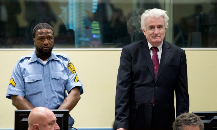 Ko su sudije koje su odredile Karadžiću doživotni zatvor?