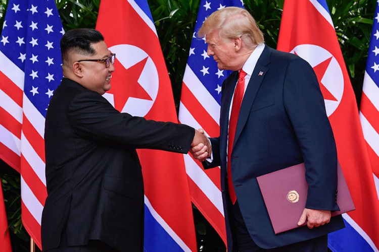 Tramp povukao dodatne sankcije Sjevernoj Koreji