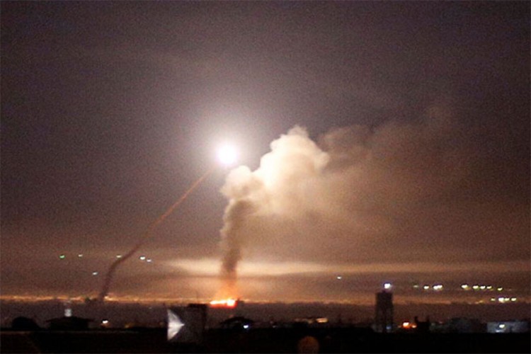 AP: Prekid vatre između Izraela i Hamasa uspijeva da se održi