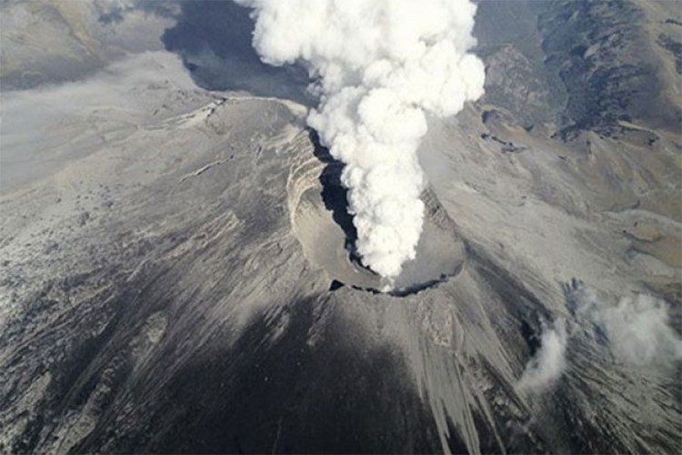 Proradio vulkan Popokatepetl