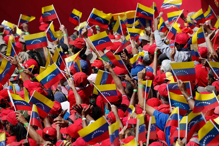 Zaharova: SAD dobile blanko kartu od Holandije, slijedi agresija na Venecuelu