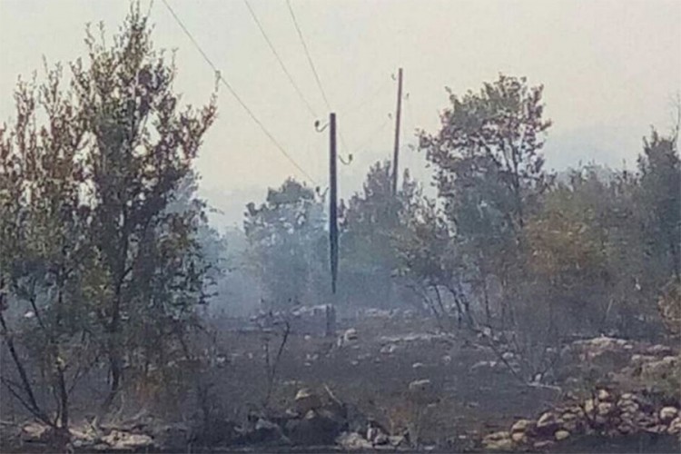 Aktivna četiri požara na području Hercegovine