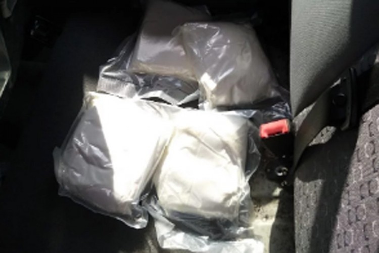 Pronađeno pet kilograma droge, dvoje uhapšeno