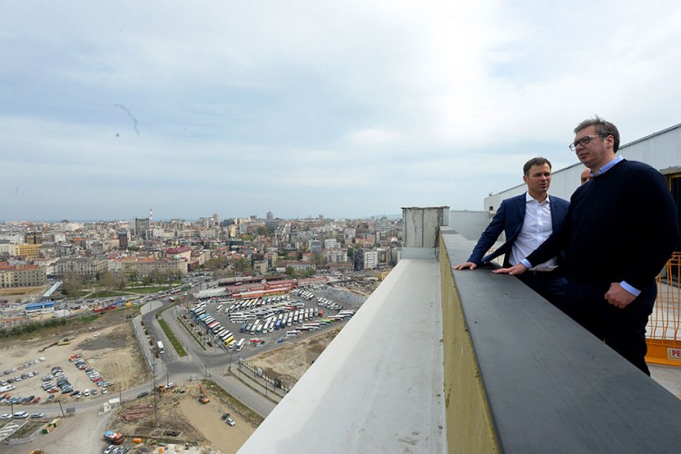 Vučić: Šoping mol biće najveći u regionu
