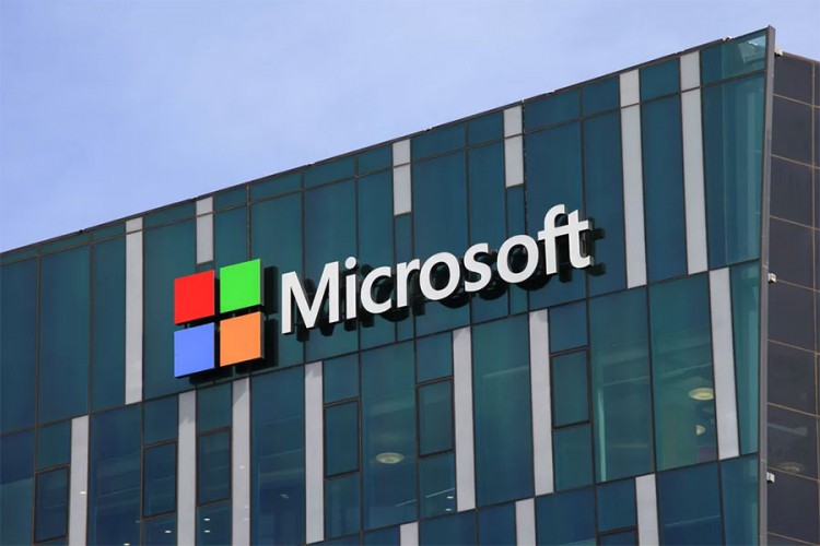 Microsoft zakrpio 74 "rupe" u Windowsu 10
